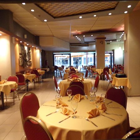 Hotel Cordon Del Plata メンドーサ エクステリア 写真
