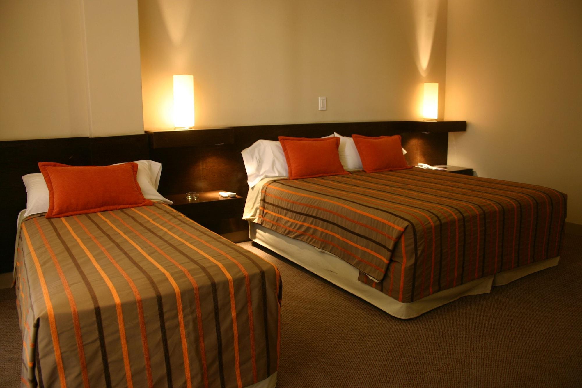 Hotel Cordon Del Plata メンドーサ エクステリア 写真