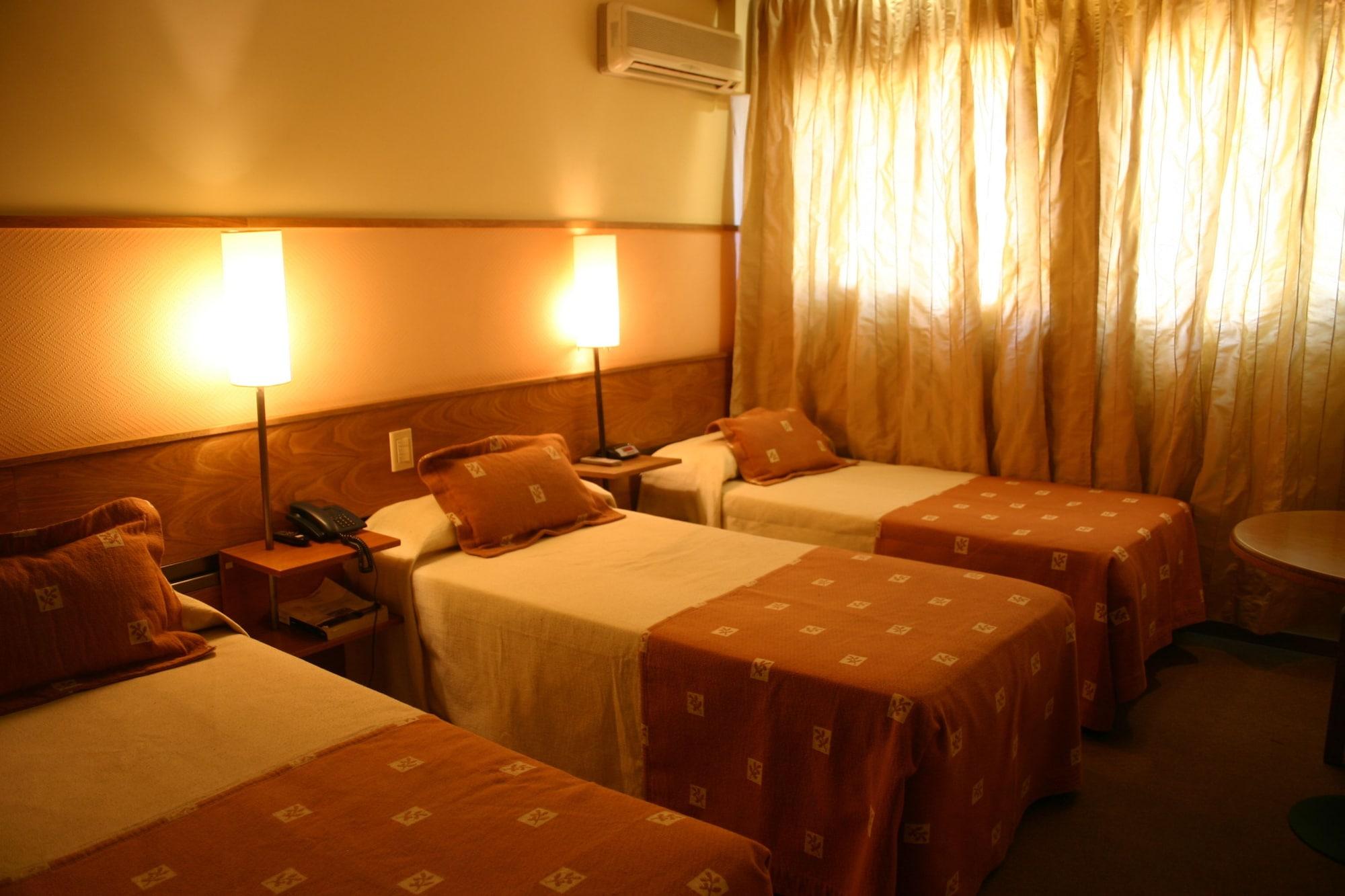 Hotel Cordon Del Plata メンドーサ エクステリア 写真