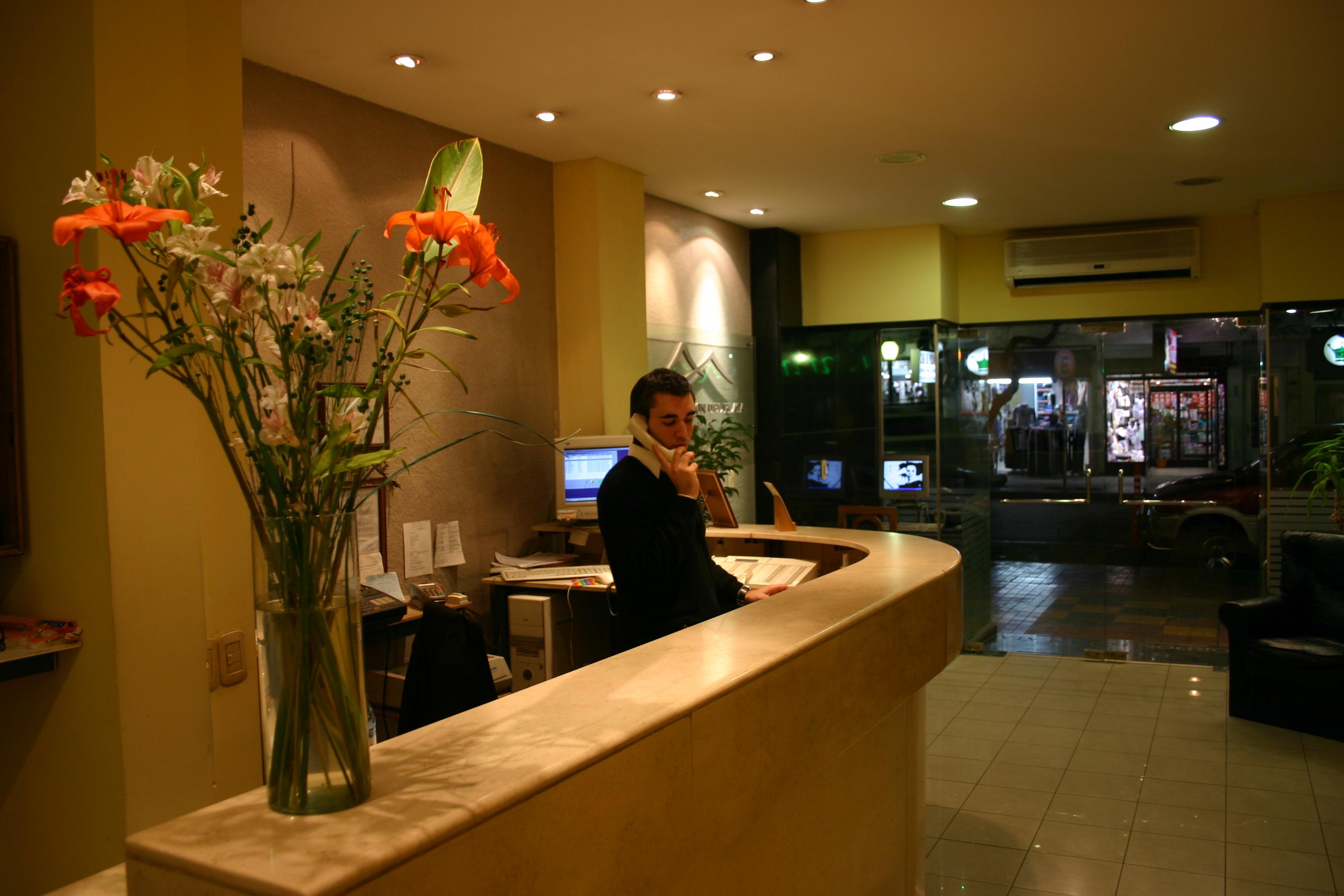 Hotel Cordon Del Plata メンドーサ エクステリア 写真