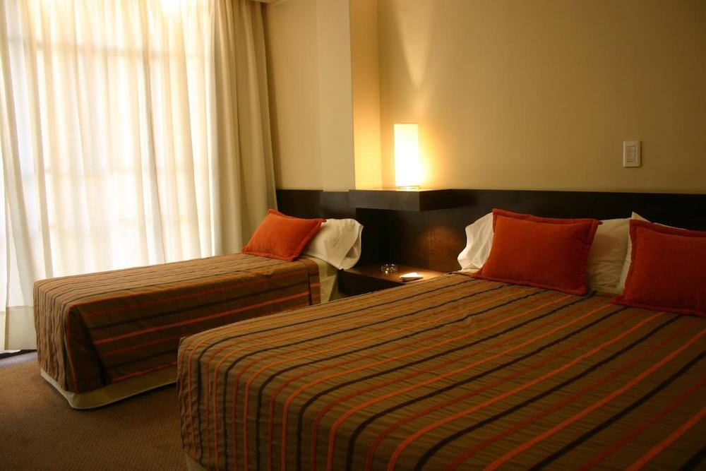 Hotel Cordon Del Plata メンドーサ エクステリア 写真