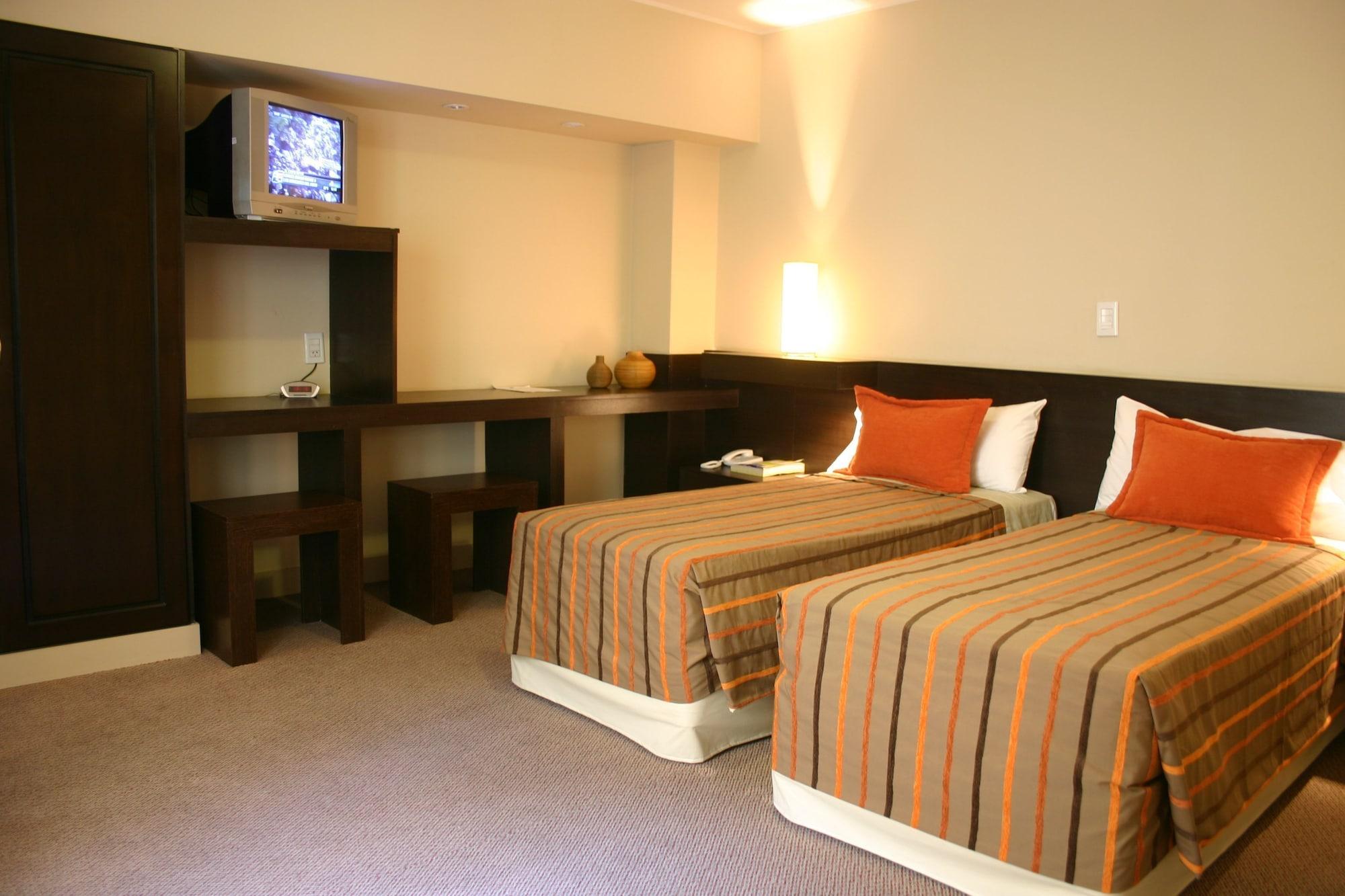 Hotel Cordon Del Plata メンドーサ エクステリア 写真